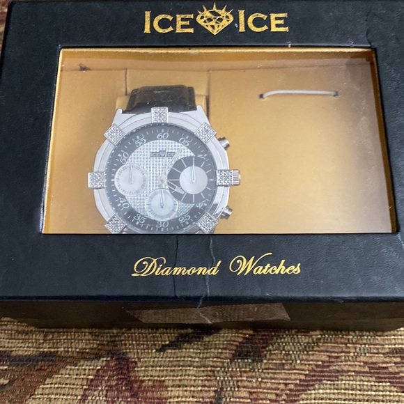 Brand new “Ice Ice Elements” Genuine Diamonds Bezel Large Face Men’s Watch. Nice - Picture 11 of 12